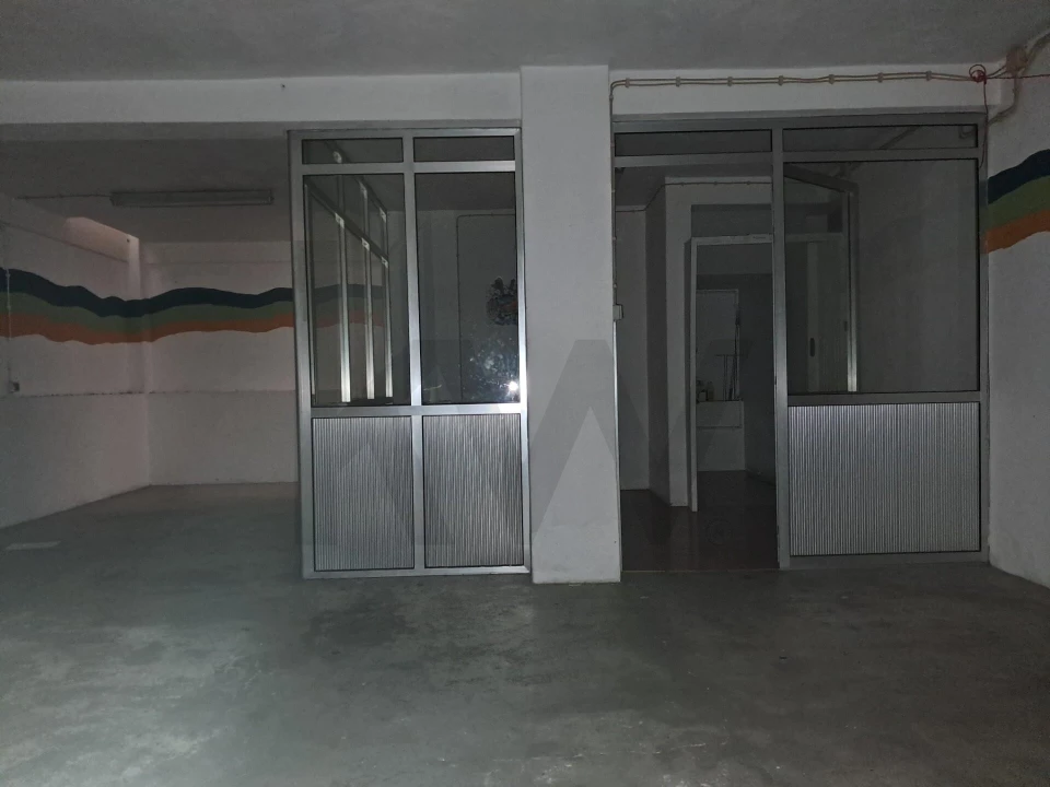 Loja para Venda em Almeirim Foto 17