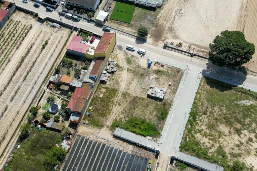 Terreno para Venda em Alpiarça Foto 2