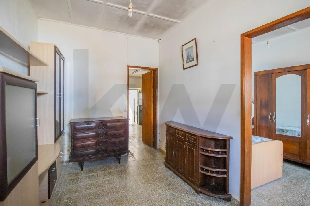 Moradia T2 para Venda em Vila do Bispo e Raposeira Foto 1