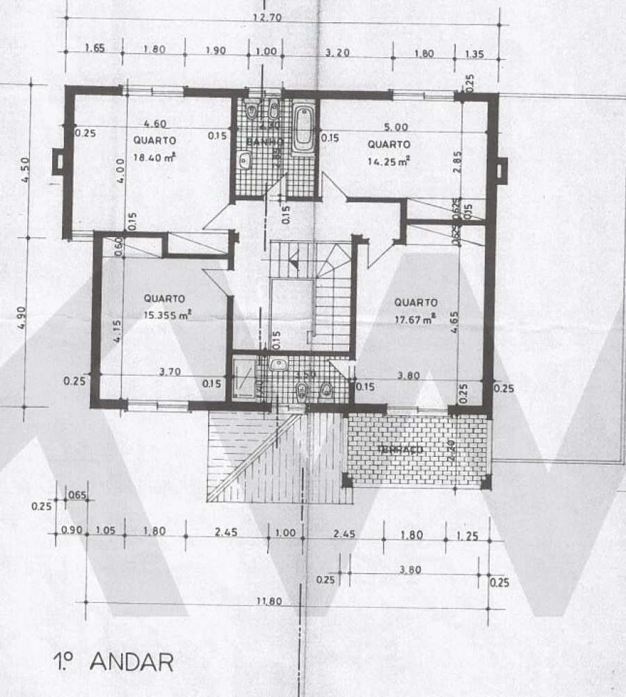 Moradia T4 para Venda em Santa Barbara de Nexe Foto 25