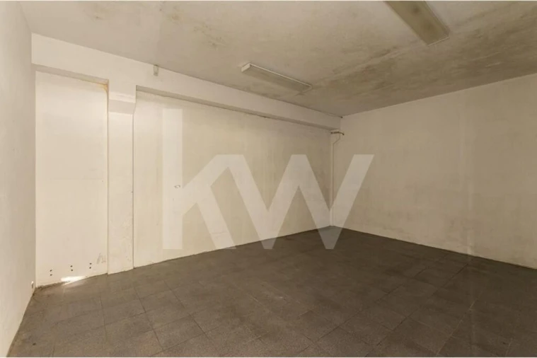 Armazém para Venda em Vagos e Santo António Foto 13