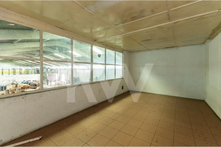 Armazém para Venda em Vagos e Santo António Foto 7