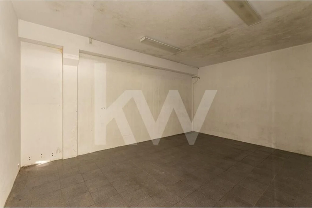 Armazém para Venda em Vagos e Santo António Foto 13