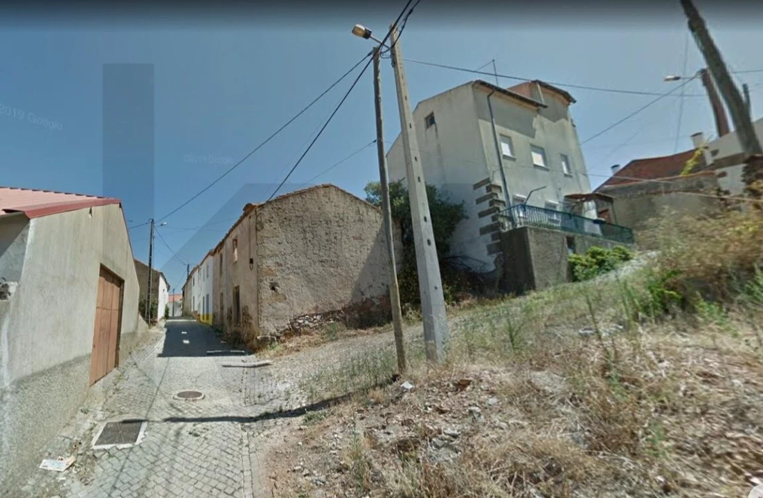 Moradia T4 para Venda em Salgueiro do Campo Foto 4