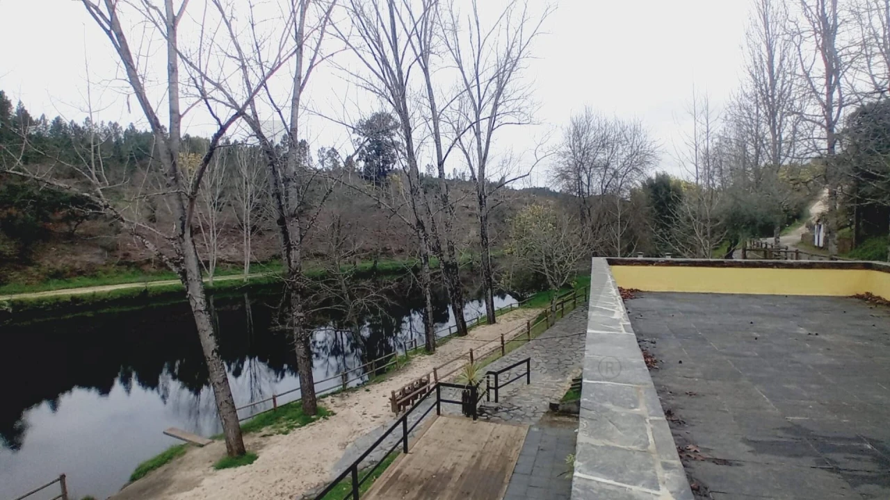 Terreno para Venda em Secarias Foto 2