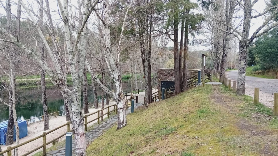 Terreno para Venda em Secarias Foto 7