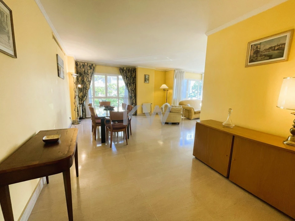 Apartamento T3 para Arrendamento em Avenidas Novas Foto 6