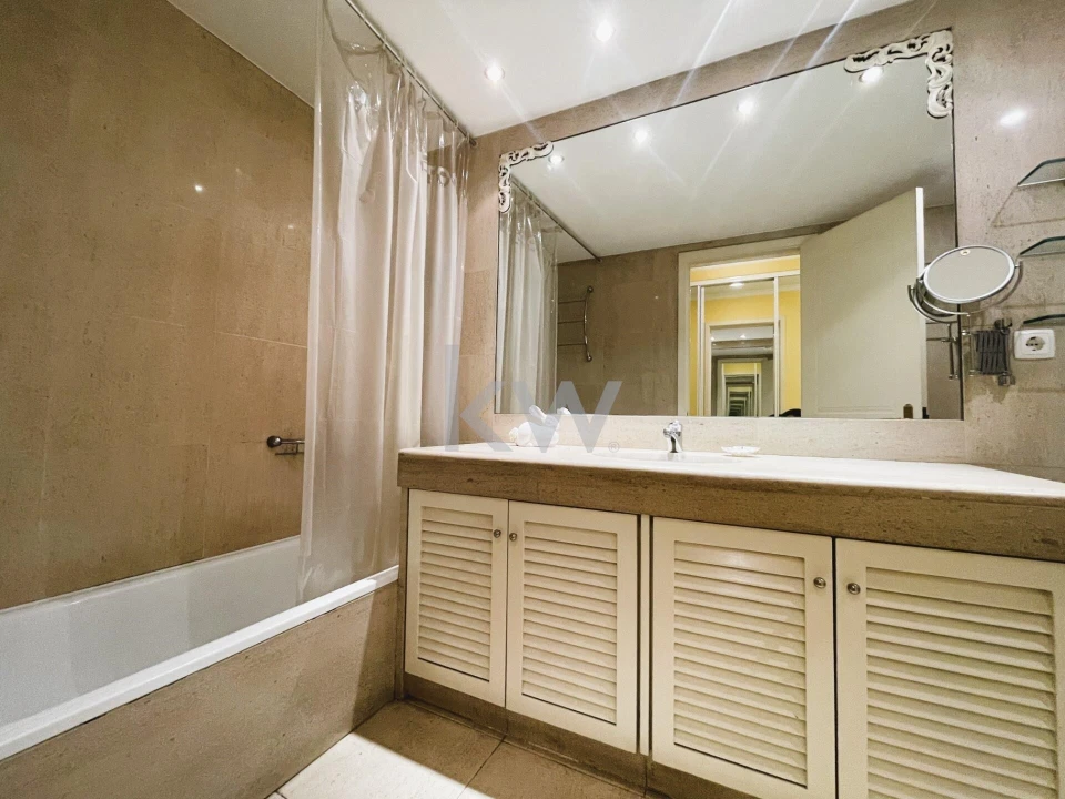 Apartamento T3 para Arrendamento em Avenidas Novas Foto 27
