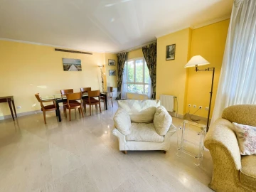 Apartamento T3 para Arrendamento em Avenidas Novas