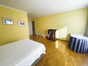 Apartamento T3 para Arrendamento em Avenidas Novas