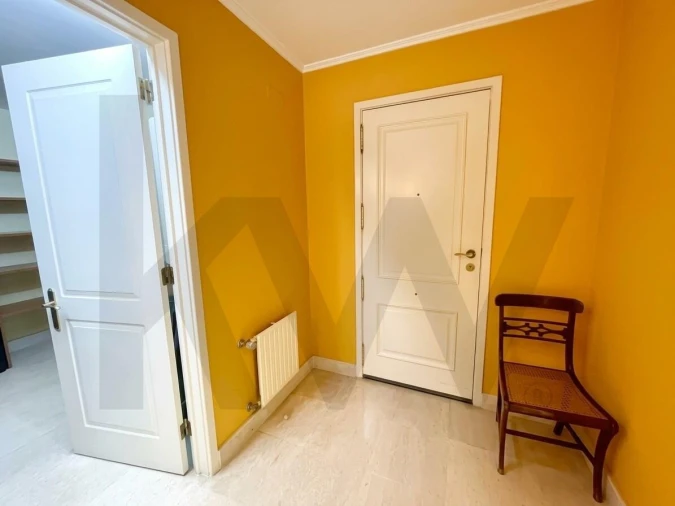 Apartamento T3 para Arrendamento em Avenidas Novas Foto 33