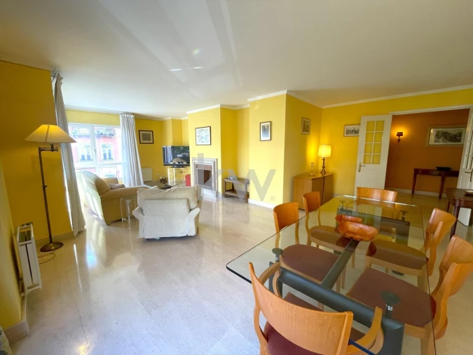 Apartamento T3 para Arrendamento em Avenidas Novas Foto 4