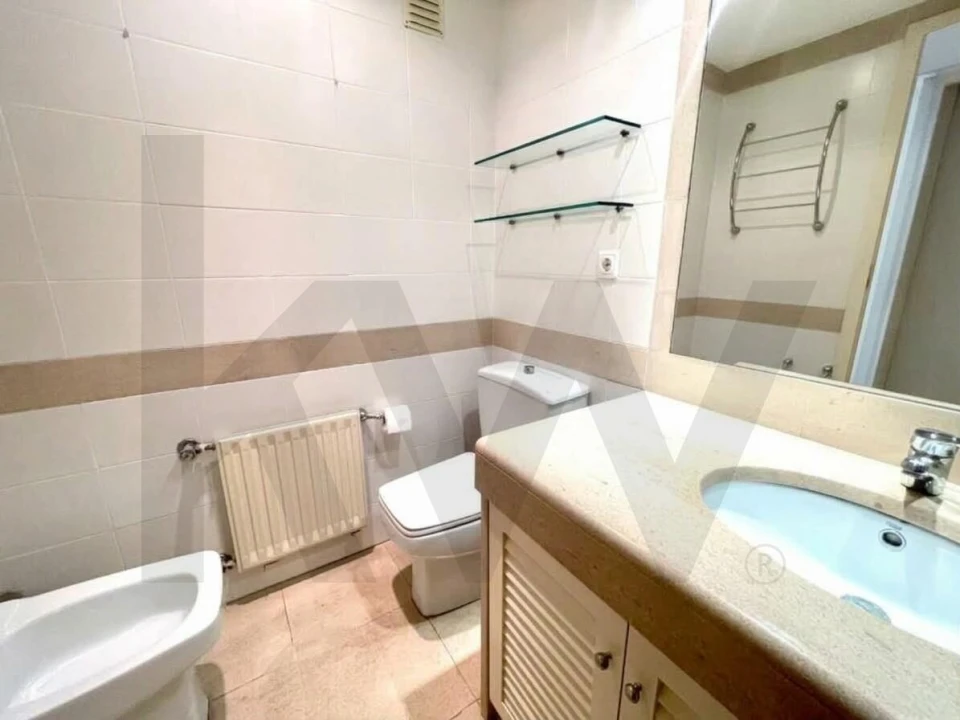 Apartamento T3 para Arrendamento em Avenidas Novas Foto 25