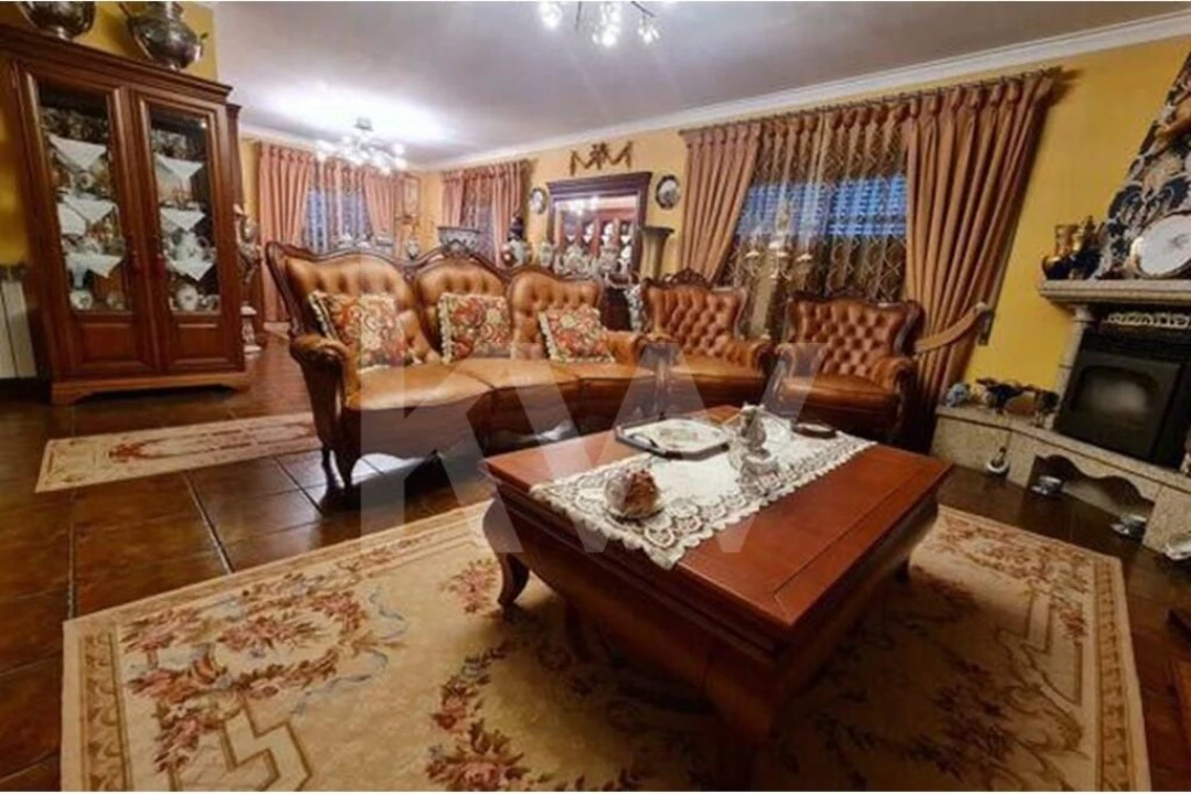 Moradia T4 para Venda em Vila de Prado Foto 10