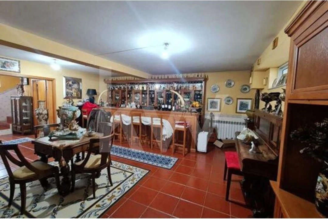 Moradia T4 para Venda em Vila de Prado Foto 19