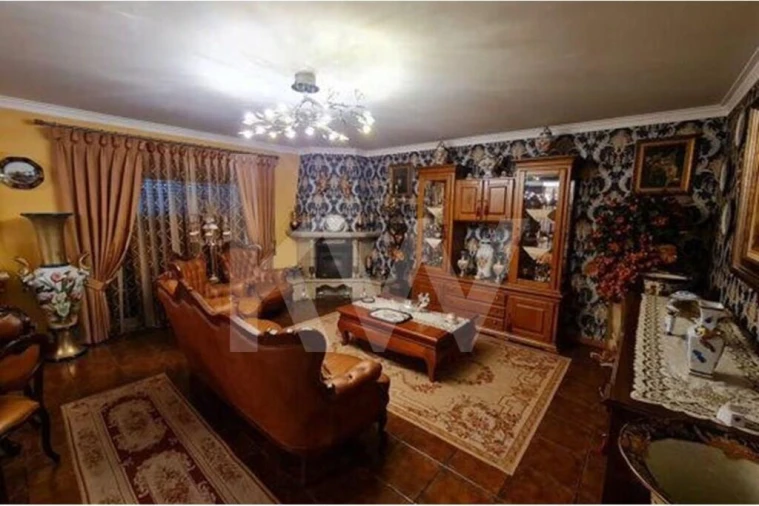 Moradia T4 para Venda em Vila de Prado Foto 11