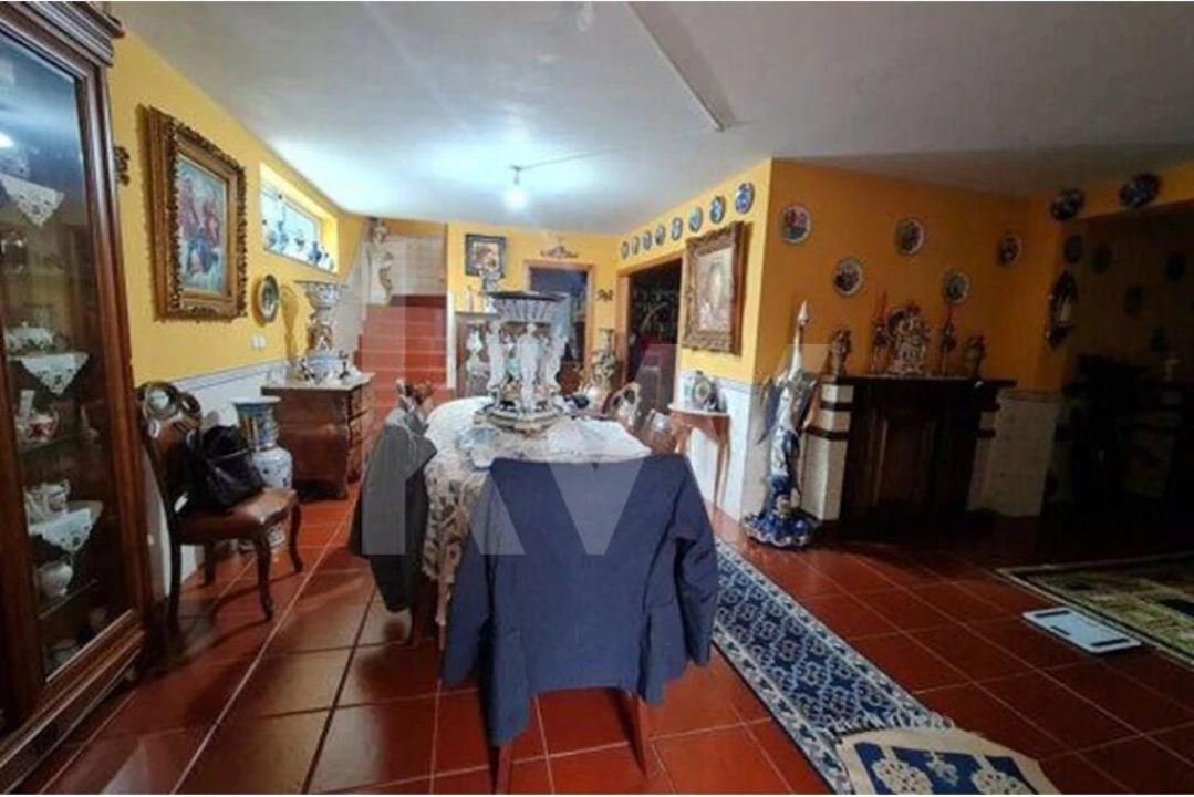 Moradia T4 para Venda em Vila de Prado Foto 18