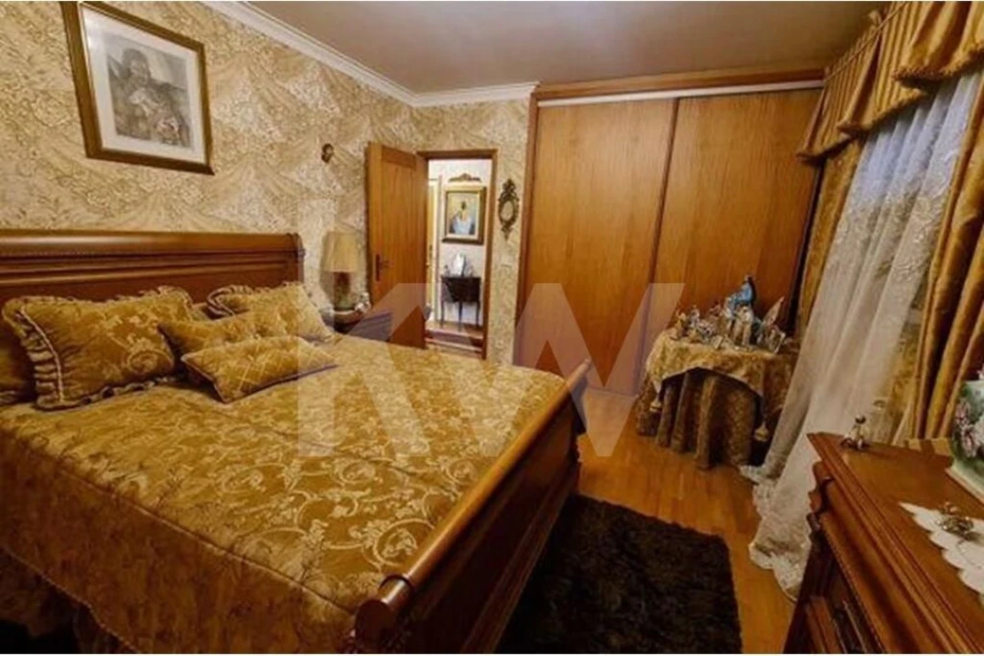 Moradia T4 para Venda em Vila de Prado Foto 14