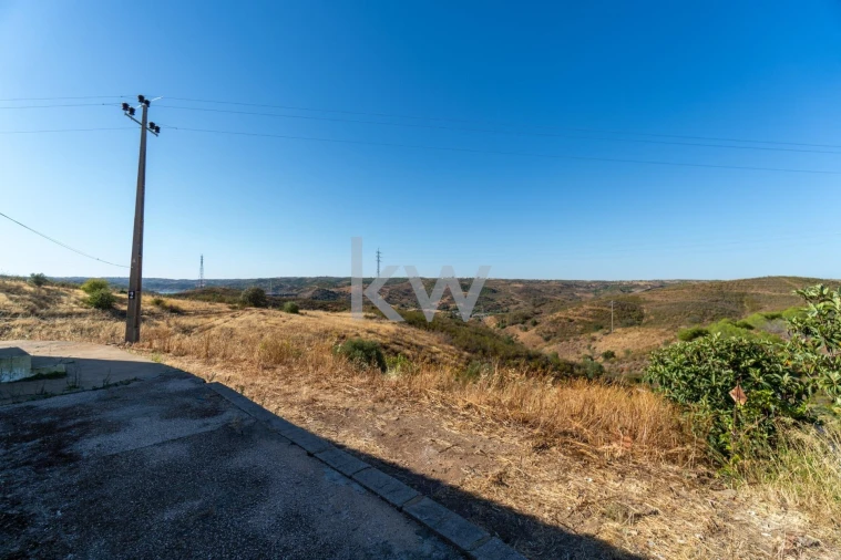 Moradia T4 para Venda em Castro Marim Foto 3