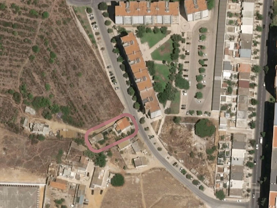 Terreno para Venda em Faro (Sé e São Pedro) Foto 3