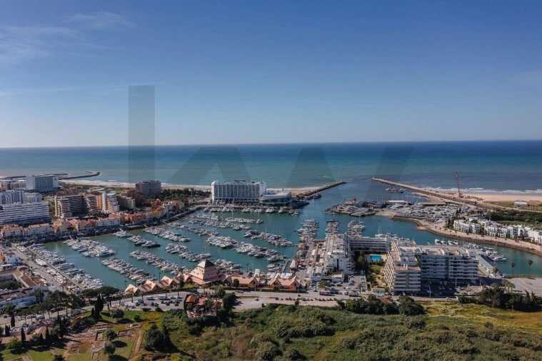 Terreno para Venda em Quarteira Foto 147