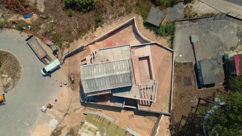 Moradia T4 para Venda em Santa Maria, São Pedro e Sobral da Lagoa