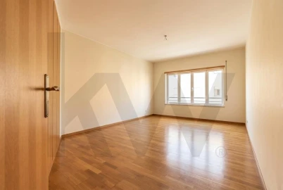 Apartamento T3 para Venda em Olivais