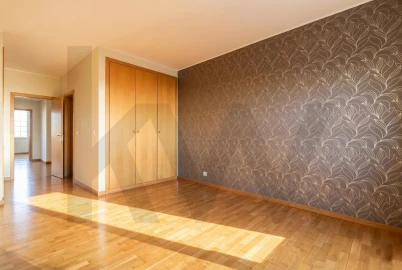 Apartamento T3 para Venda em Olivais