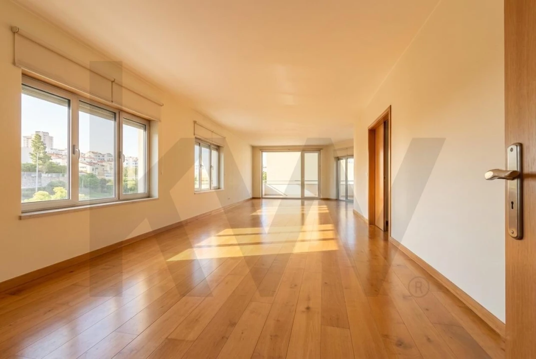 Apartamento T3 para Venda em Olivais Foto 1