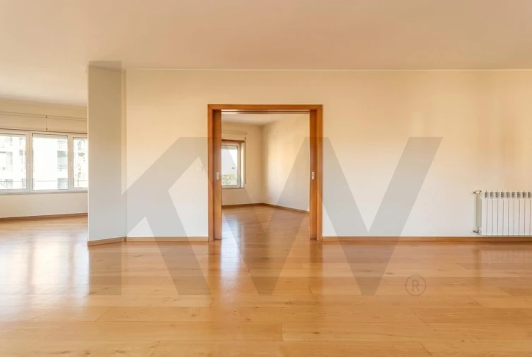 Apartamento T3 para Venda em Olivais Foto 4