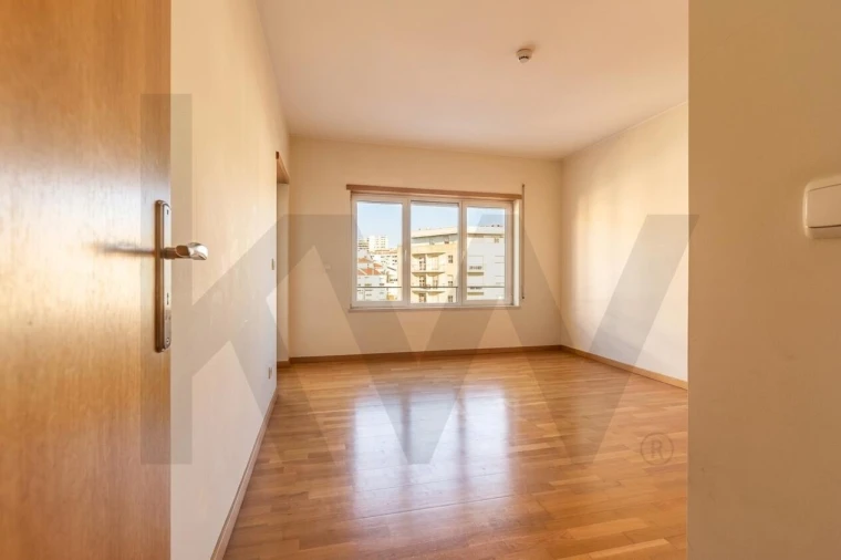 Apartamento T3 para Venda em Olivais Foto 18