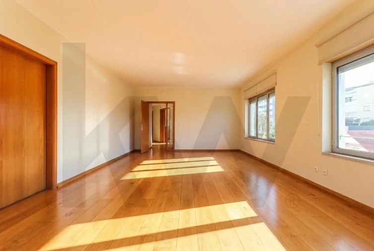 Apartamento T3 para Venda em Olivais Foto 5