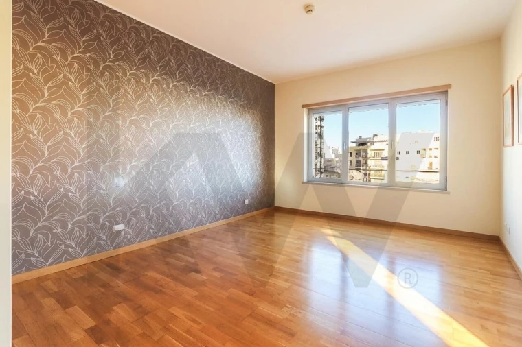 Apartamento T3 para Venda em Olivais Foto 12