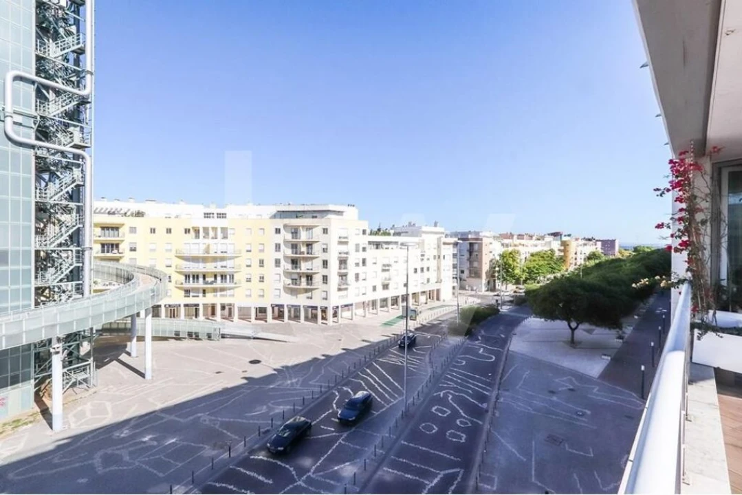 Apartamento T3 para Venda em Olivais Foto 24