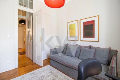 Apartamento T4 para Arrendamento em Misericórdia