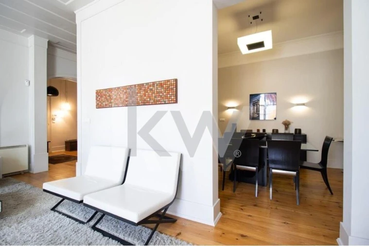 Apartamento T4 para Arrendamento em Misericórdia Foto 4