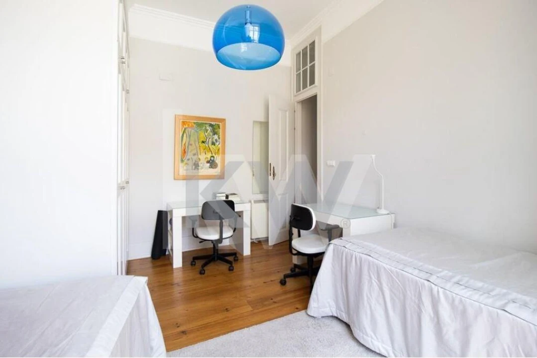 Apartamento T4 para Arrendamento em Misericórdia Foto 16