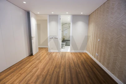 Apartamento T3 para Venda em Santo António