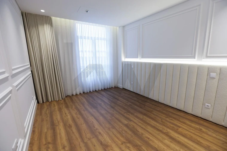 Apartamento T3 para Venda em Santo António Foto 22
