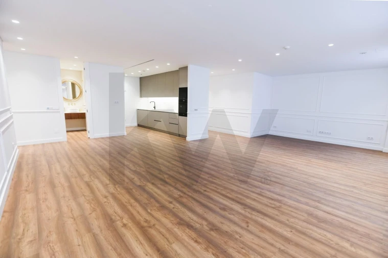 Apartamento T3 para Venda em Santo António Foto 7