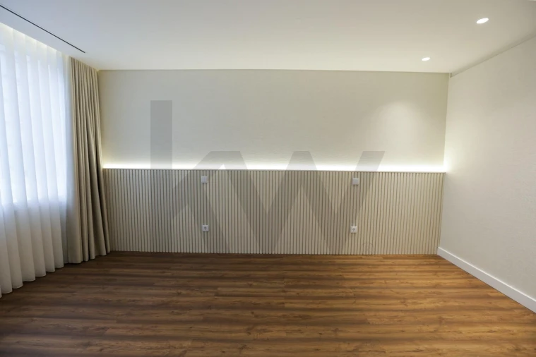 Apartamento T3 para Venda em Santo António Foto 25