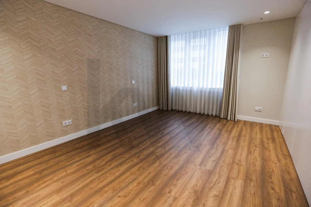 Apartamento T3 para Venda em Santo António Foto 37