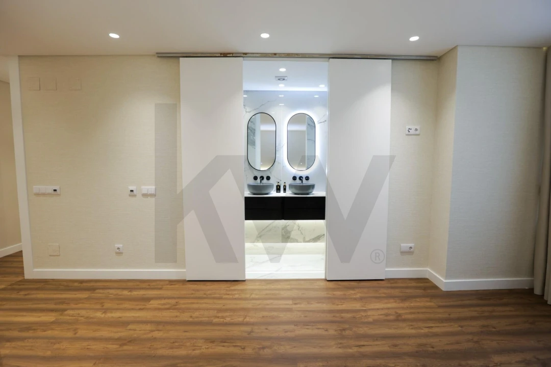 Apartamento T3 para Venda em Santo António Foto 35