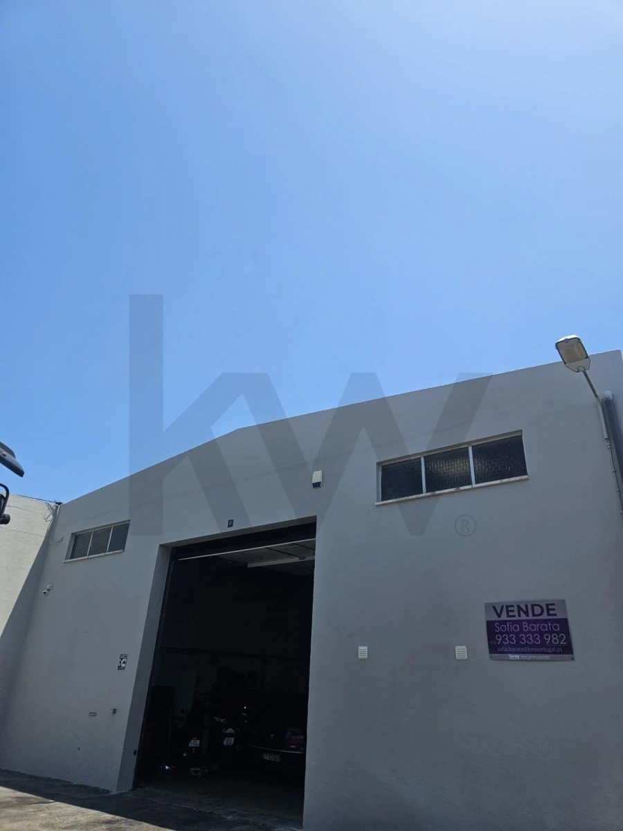 Armazém para Venda em Algueirão-Mem Martins Foto 2