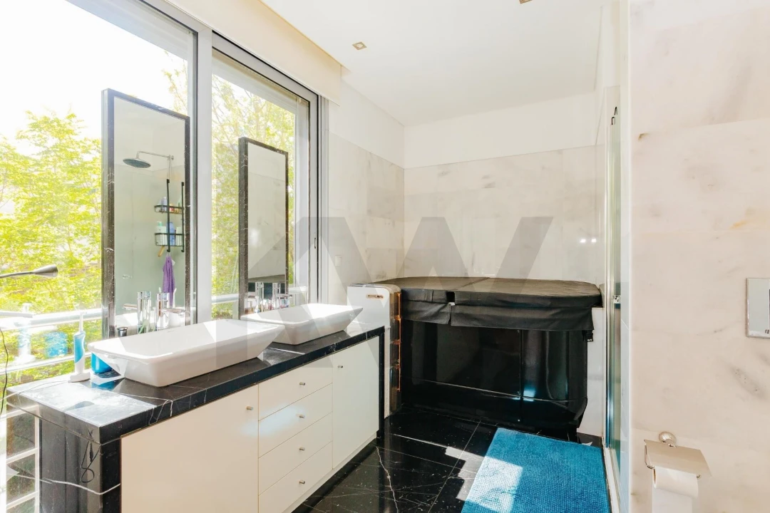 Moradia T7 para Venda em Queluz e Belas Foto 34