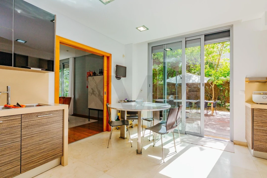 Moradia T7 para Venda em Queluz e Belas Foto 19