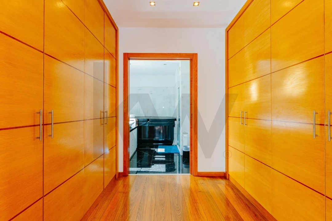 Moradia T7 para Venda em Queluz e Belas Foto 33