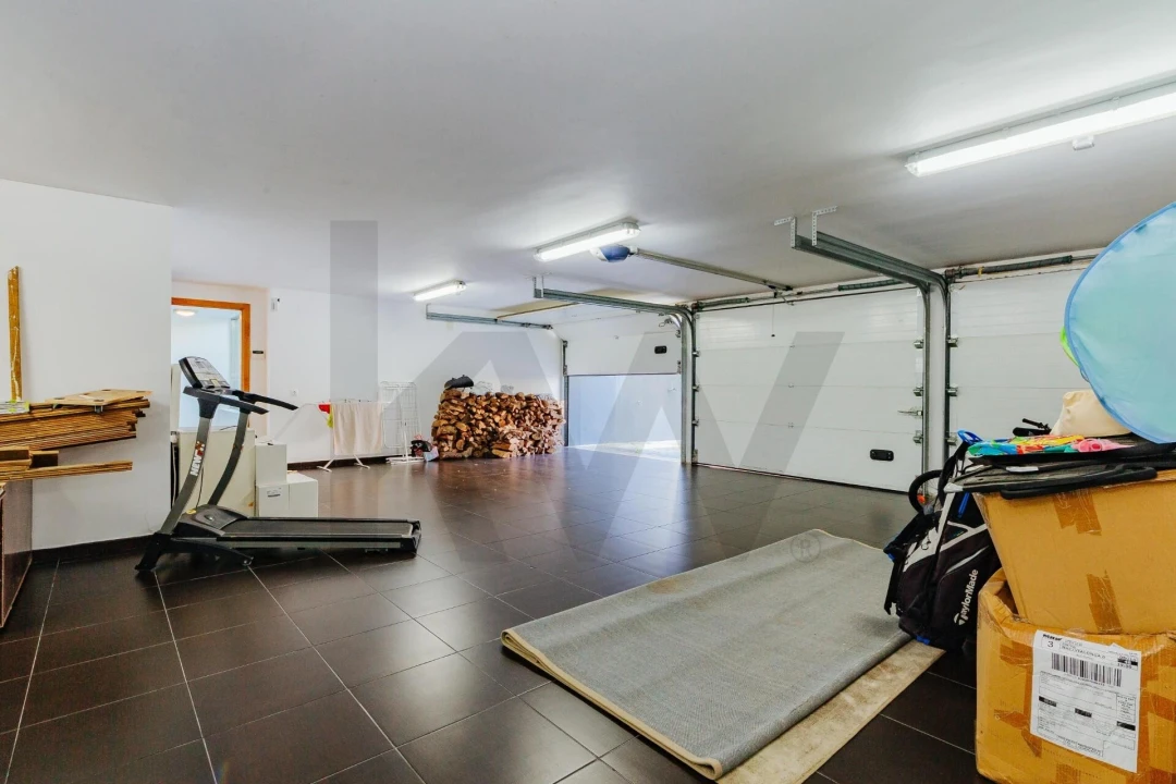 Moradia T7 para Venda em Queluz e Belas Foto 50