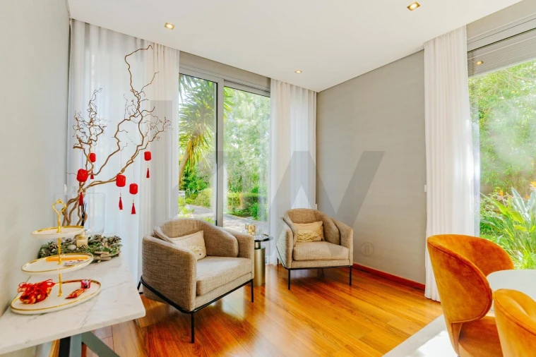 Moradia T7 para Venda em Queluz e Belas Foto 23