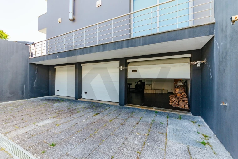 Moradia T7 para Venda em Queluz e Belas Foto 51